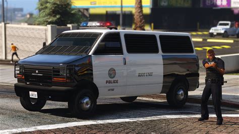 Improved Police Transporter [Replace] - GTA5-Mods.com