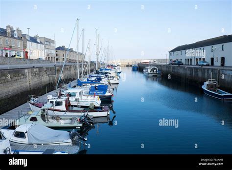 Lossiemouth harbour hi-res stock photography and images - Alamy