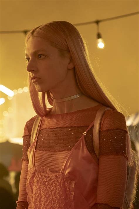 Euphoria's Jules Vaughn's Outfits: Breaking Down Her Fashion | ELLE Australia