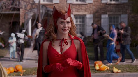 ‘WandaVision’ Halloween Costume Ideas 2022: Scarlet Witch, Vision ...