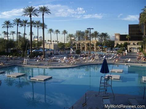 Images and Places, Pictures and Info: luxor hotel pool