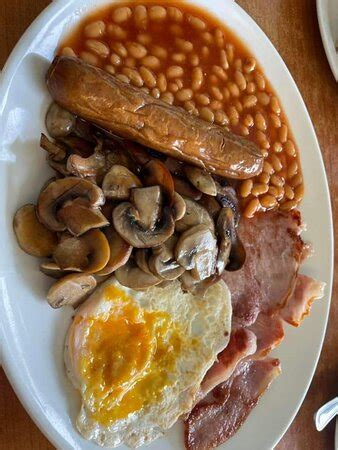 THE CAFE @ FARNBOROUGH VILLAGE, Orpington - Photos & Restaurant Reviews - Food Delivery ...