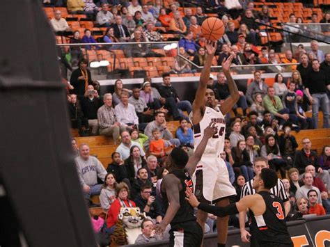 Men's Basketball - The Brown Daily Herald