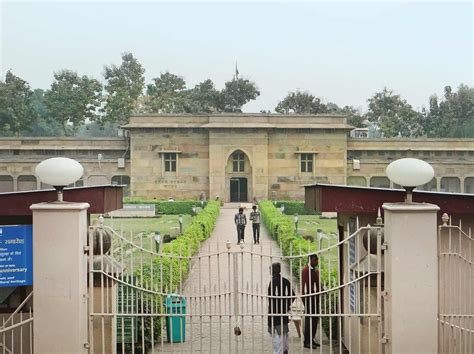 Top Museum | Sarnath Museum Varanasi - The Full Guide - TBI