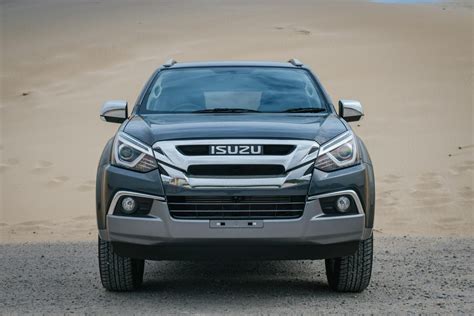 Isuzu MU-X confirmed for SA: 3 Rivals It Needs to Beat - Cars.co.za