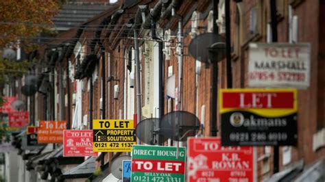 London house prices fall at fastest rate in a decade | Money News | Sky News