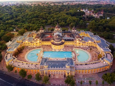 szechenyi-thermal-bath-hungary_l - The Drones World