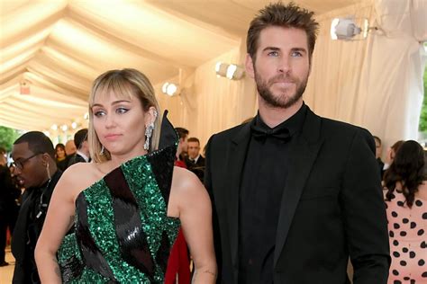 How Liam Hemsworth's Family Felt About Miley Cyrus' Kissing Pics