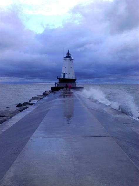 Ludington Lighthouse Ludington Michigan, Vacation Spots, Lighthouse, Building, Sweet, Bell Rock ...