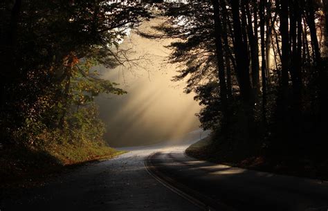 Sunrise on the Blue Ridge Parkway | Smithsonian Photo Contest ...