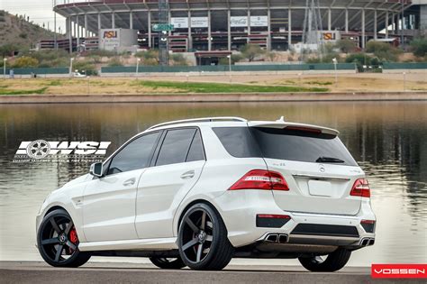 Mercedes-Benz ML 63 AMG gets 22in Vossen wheels | PerformanceDrive