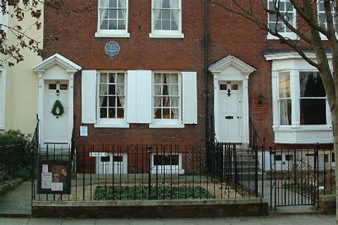 Charles Dickens' Birthplace Museum