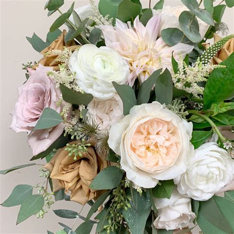 Gorgeous Neutral Wedding Flower Bouquet | Flower bouquet wedding ...