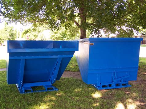 Trash Containers, Dumpsters, Commercial Use | Grahl Manufacturing