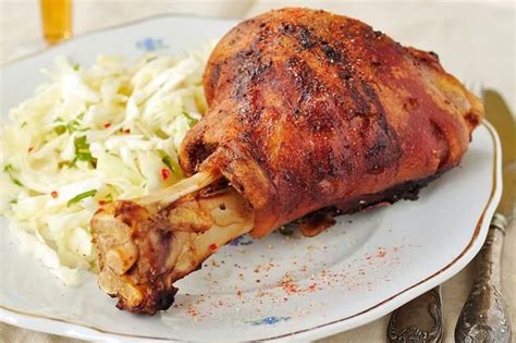 Cook pork legs, roast & pork shank recipes in slow cooker clay pot ...