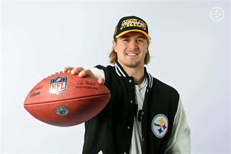 Kenny Pickett would not have fallen to Steelers' pick in the 2nd round - Steel City Underground