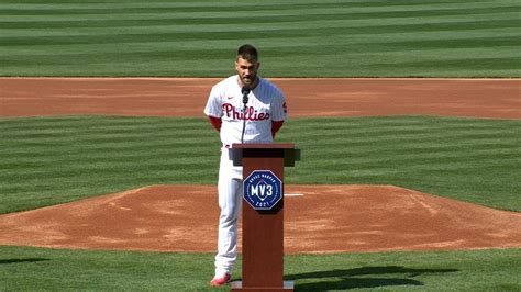 Bryce Harper gives speech on winning MVP award | 04/09/2022 | Philadelphia Phillies