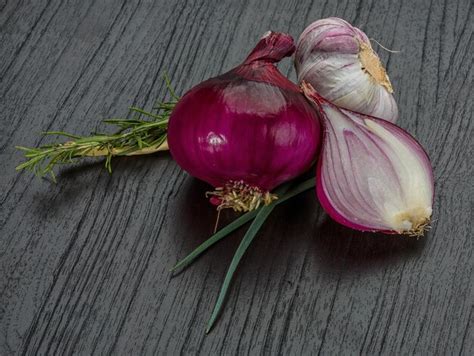 Premium Photo | Red onion