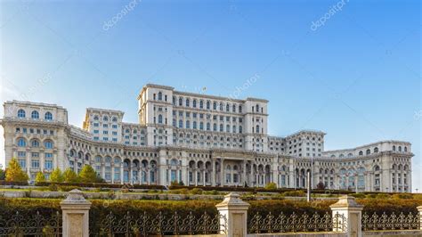 Architecture of Bucharest, Romania — Stock Photo © Siempreverde #34981783