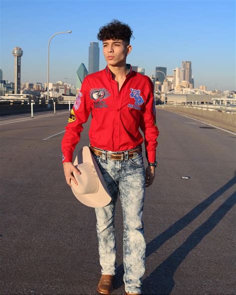 Vaquero 🤠 | Takuache outfits guys, Cowboy outfit for men, Mens outfits