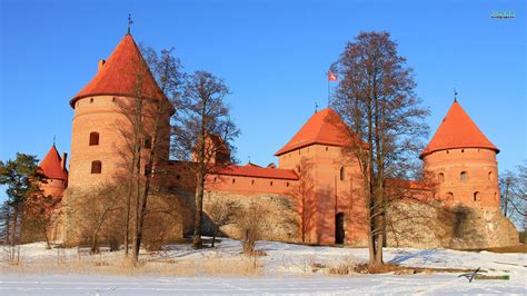 Trakai Island Castle, Lithuania in Winter [Begun 14th C] : castles