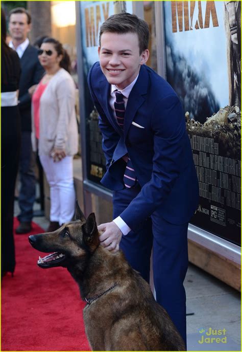 Full Sized Photo of josh wiggins mia xitlali max movie premiere pics 06 | Hayden Byerly Hits Up ...