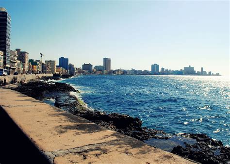 Malecón: Havana, Cuba: May 2013 | Skyline, New york skyline, Places ive ...