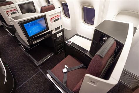 Review: Japan Airlines Sky Suite II Business Class Manila to Tokyo ...