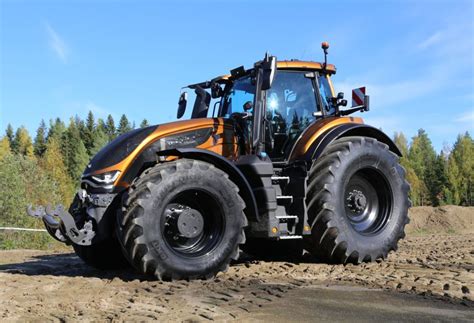 Valtra S returns to Suolahti with 420hp - Profi