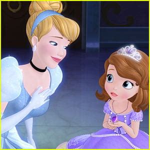 Ariel Winter: ‘Sofia The First’ Exclusive Trailer! WATCH NOW | Ariel ...