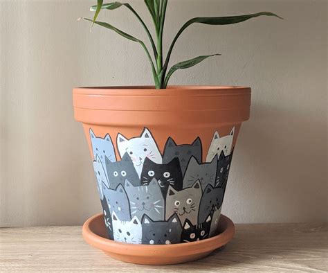 Painted Cats Terracotta Flower Pot | Painted pots diy, Terracotta flower pots, Decorated flower pots