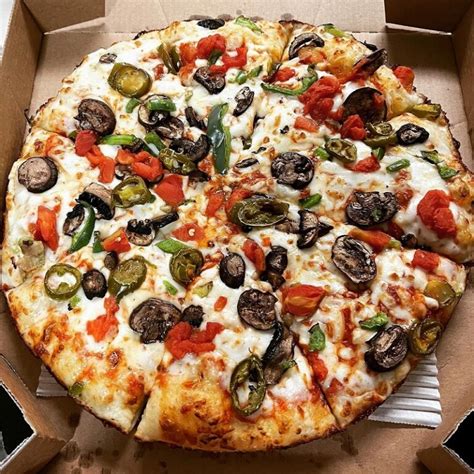 Domino's Toppings: Meat, Veggie, Cheese, and Sauce Choices