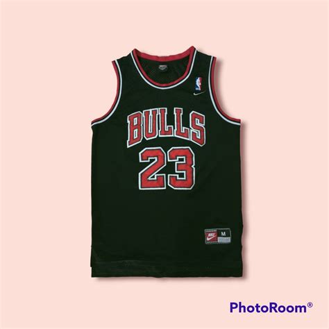 Vintage jordan 23 chicago bulls jersey, Men's Fashion, Activewear on ...