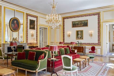 You Can Now Stay at the Palace of Versailles | Airelles Château de ...