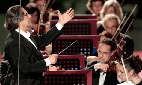 Do orchestras really need conductors? | The Week