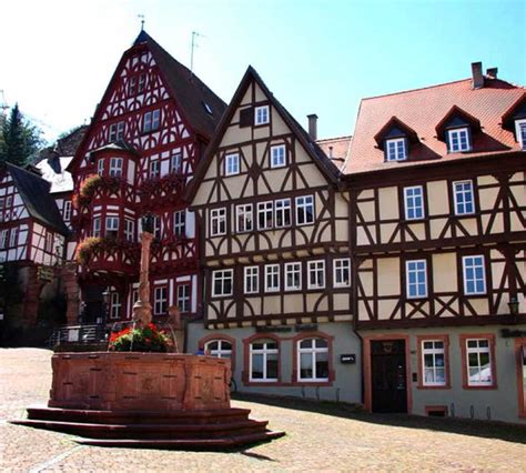 Photos of Miltenberg: Images and photos