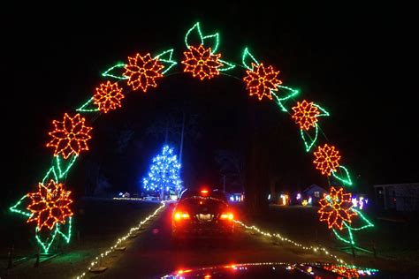 Awesome Lighted Train Christmas Decoration - Christmas Ideas