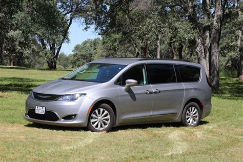 Road Beat: Chrysler Pacifica - a new type of minivan - Lake Tahoe ...