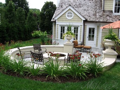 Amazing 27 Beautiful Sunken Garden Design Ideas For Your Front Yard https://toparchitecture.net ...