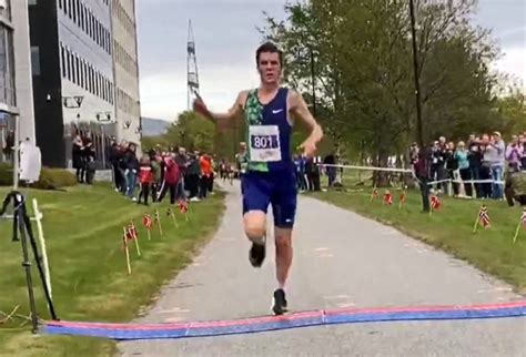 Jakob Ingebrigtsen Training - Renaldo Varisco