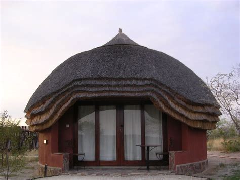 A rondavel at a lodge near the Kalahari Desert | Unique houses, African ...