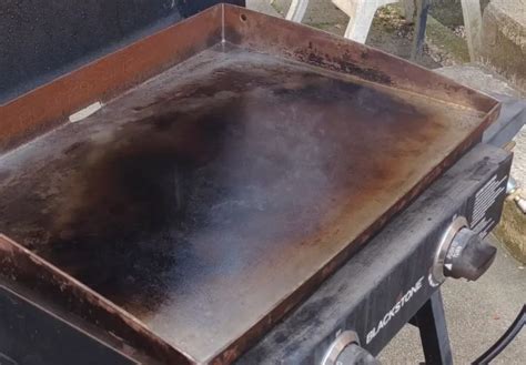 How to Clean Blackstone Griddle Rust & Restore its Shiny Glamor