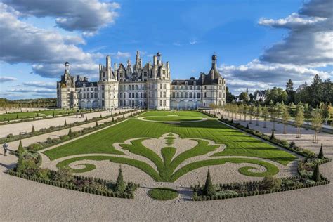 Loire Valley Chateau De Chambord - HooDoo Wallpaper