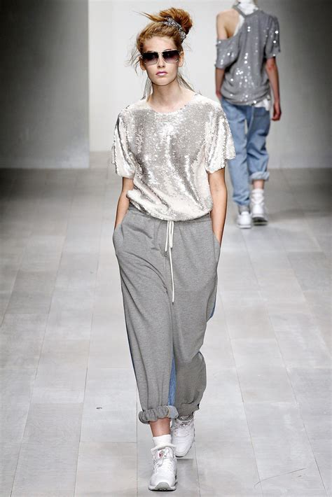 Ashish Spring 2013 Ready-to-Wear Fashion Show | Fashion, Fashion week ...