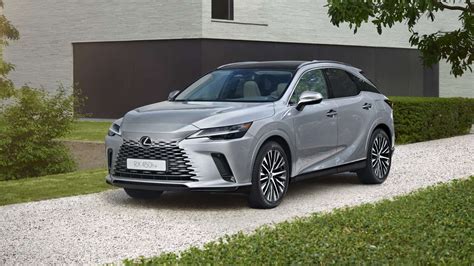 New tech-heavy Lexus RX revealed | GRR