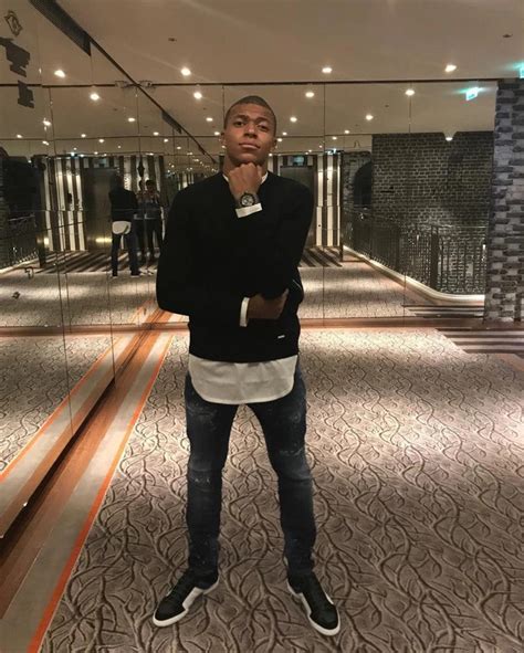 Forget Cristiano Ronaldo’s £250,000 Rolls Royce and Antony’s Lamborghini-Kylian Mbappé has us ...