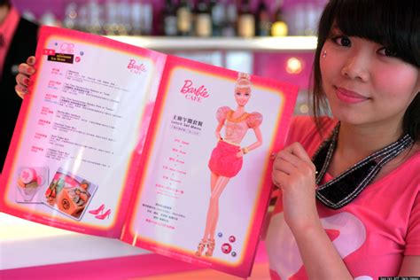 Barbie Cafe Opens In Taiwan, Land Of Themed Restaurants (PHOTOS) | HuffPost