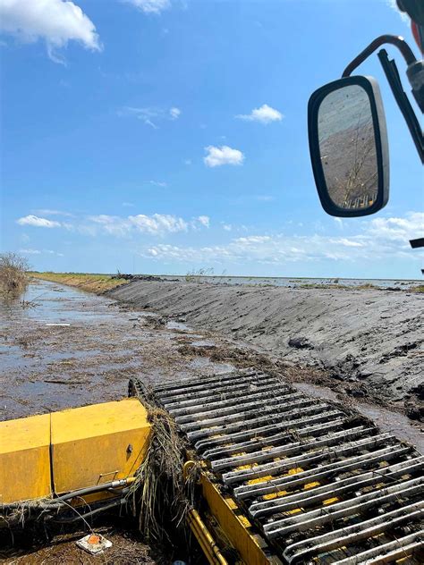 Levee Construction - Curranco