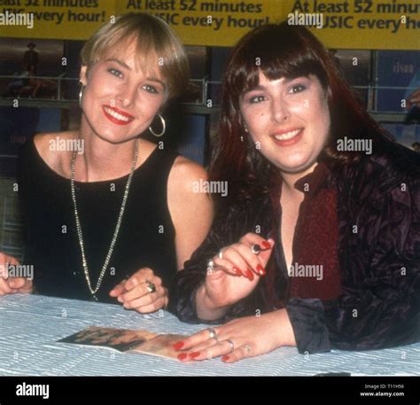 Wilson phillips 1990 hi-res stock photography and images - Alamy