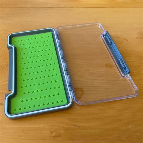 Slim Fly Box with Silicone Inserts – Green – Indulgence Fly Fishing